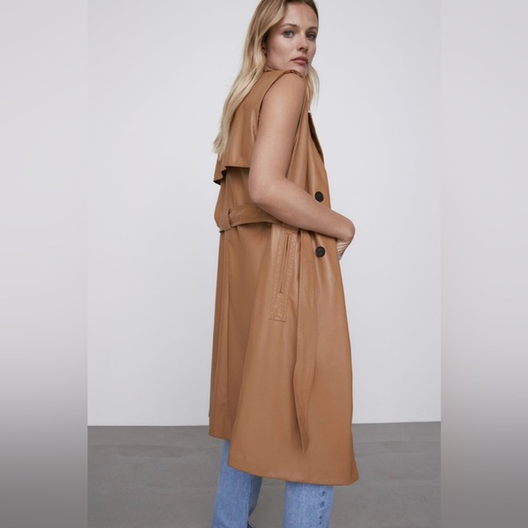 Zara Women Faux Leather Waistcoat
Camel 8073/270 - Picture 5 of 5